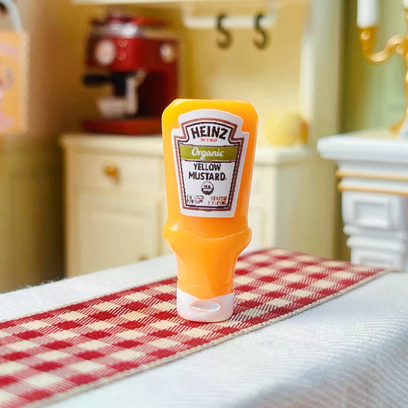 10Pcs Dollhouse Miniature Strawberry Sauce Jam Jar Kitchen Food Accessories Mini Ketchup Pretend Play Food