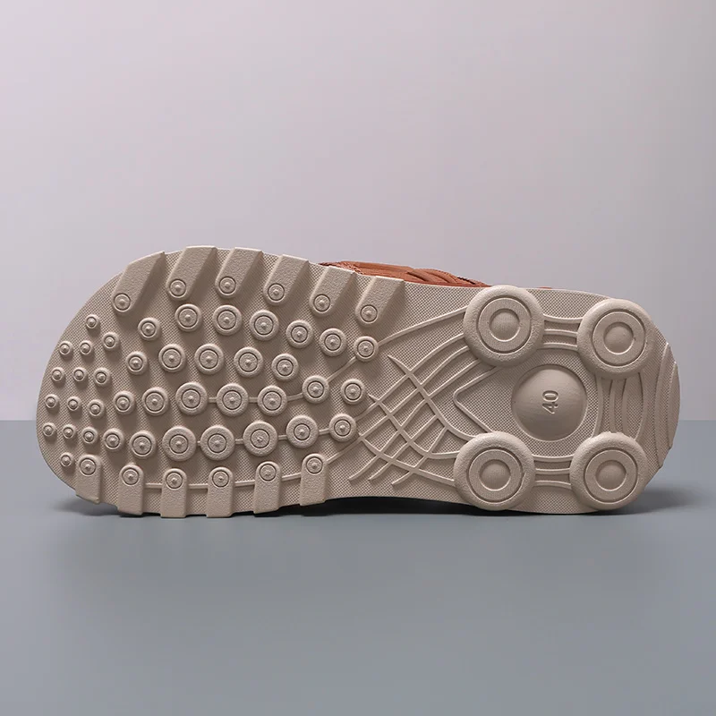 Popular Summer Fashion Comfortable Flip-Flops with Unique Soles, Stylish Indoor and Outdoor Trendy Men's Flip-Flops