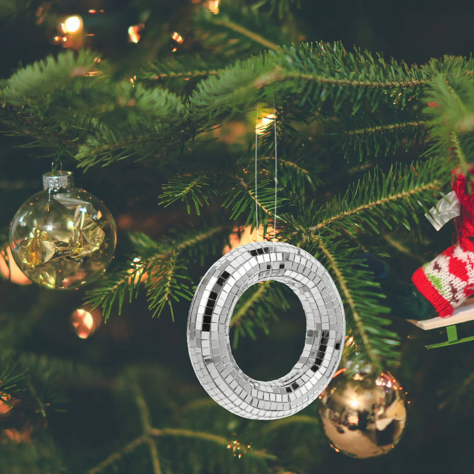 

Christmas Tree Ornament Stylish Round Glass Disco Ball Hanging Decor for Christmas Party Wedding Bar Ktv Stage Home
