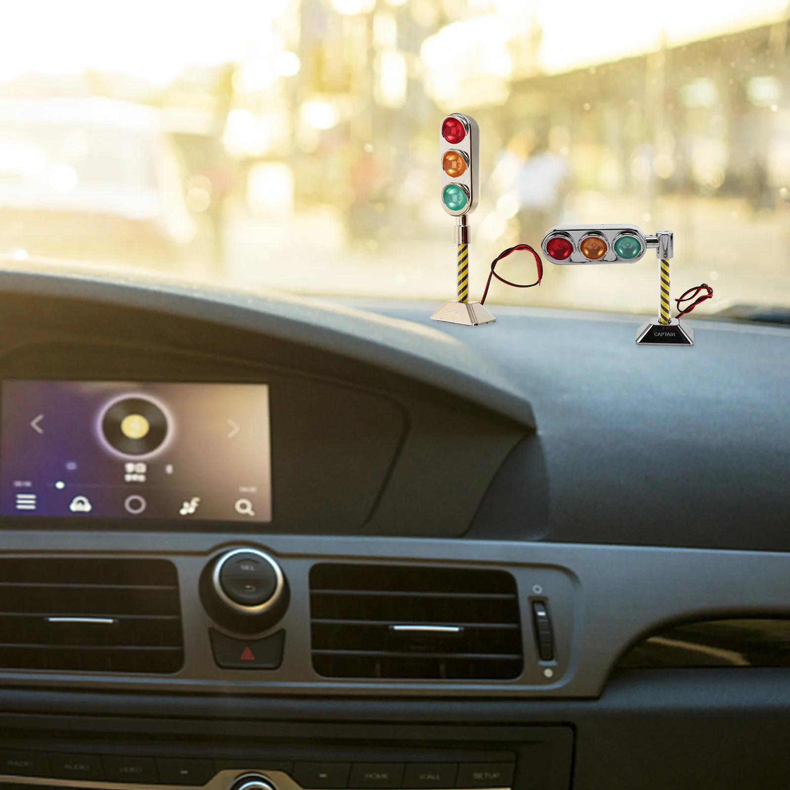 

2pcs Led Traffic Signal Light For Car Interior Decoration Bright Mini Street Lamp Easy Install Table Ornament Long Life Low