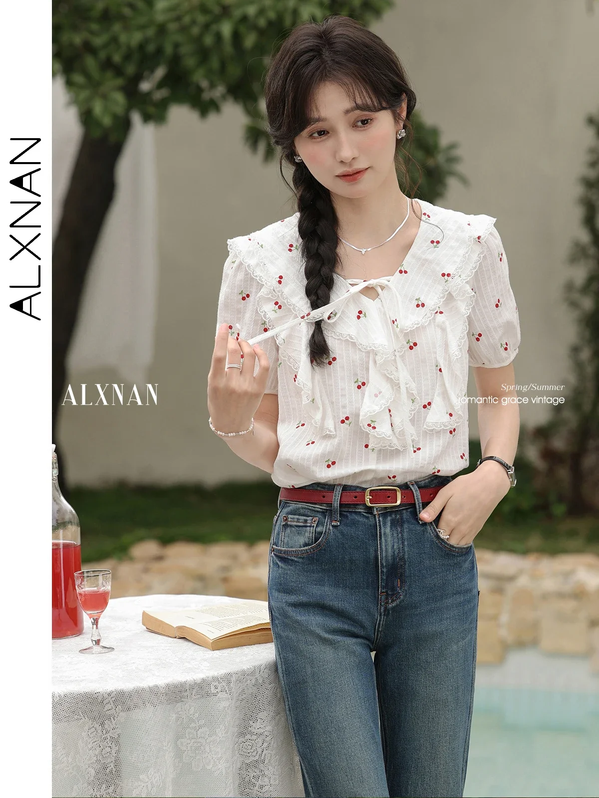 ALXNAN เสื้อเชิ้ตผู้หญิงน่ารักลายเชอร์รี่ผ้าฝ้าย 100% เสื้อเบลาส์ปกปีเตอร์แพนดีไซน์ระบายแขนสั้นเสื้อสตรี L53556