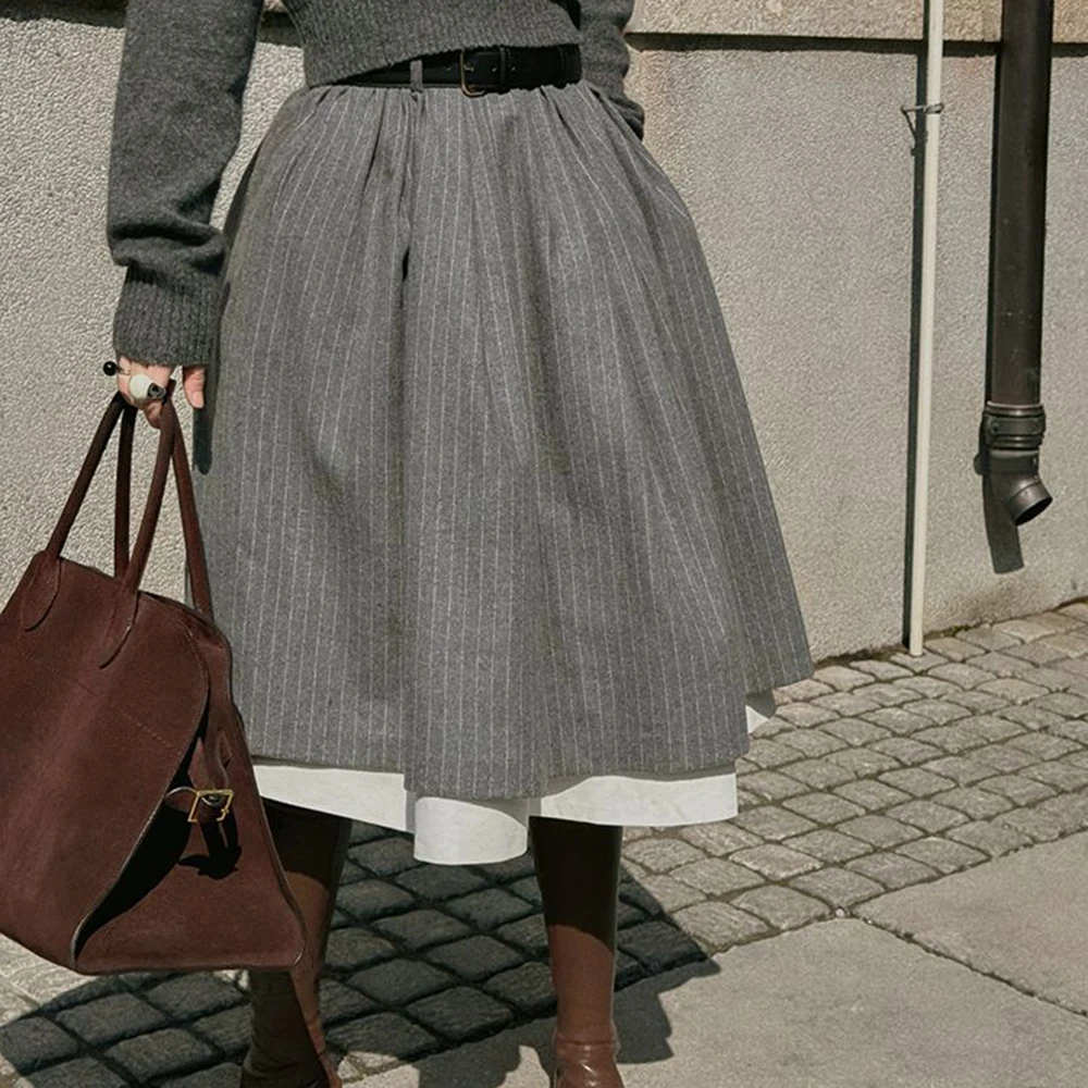 

Двухслойная юбка в стиле ретро в литературную серую полоску большого размера, новая серая юбка весны и осени 2025 года.