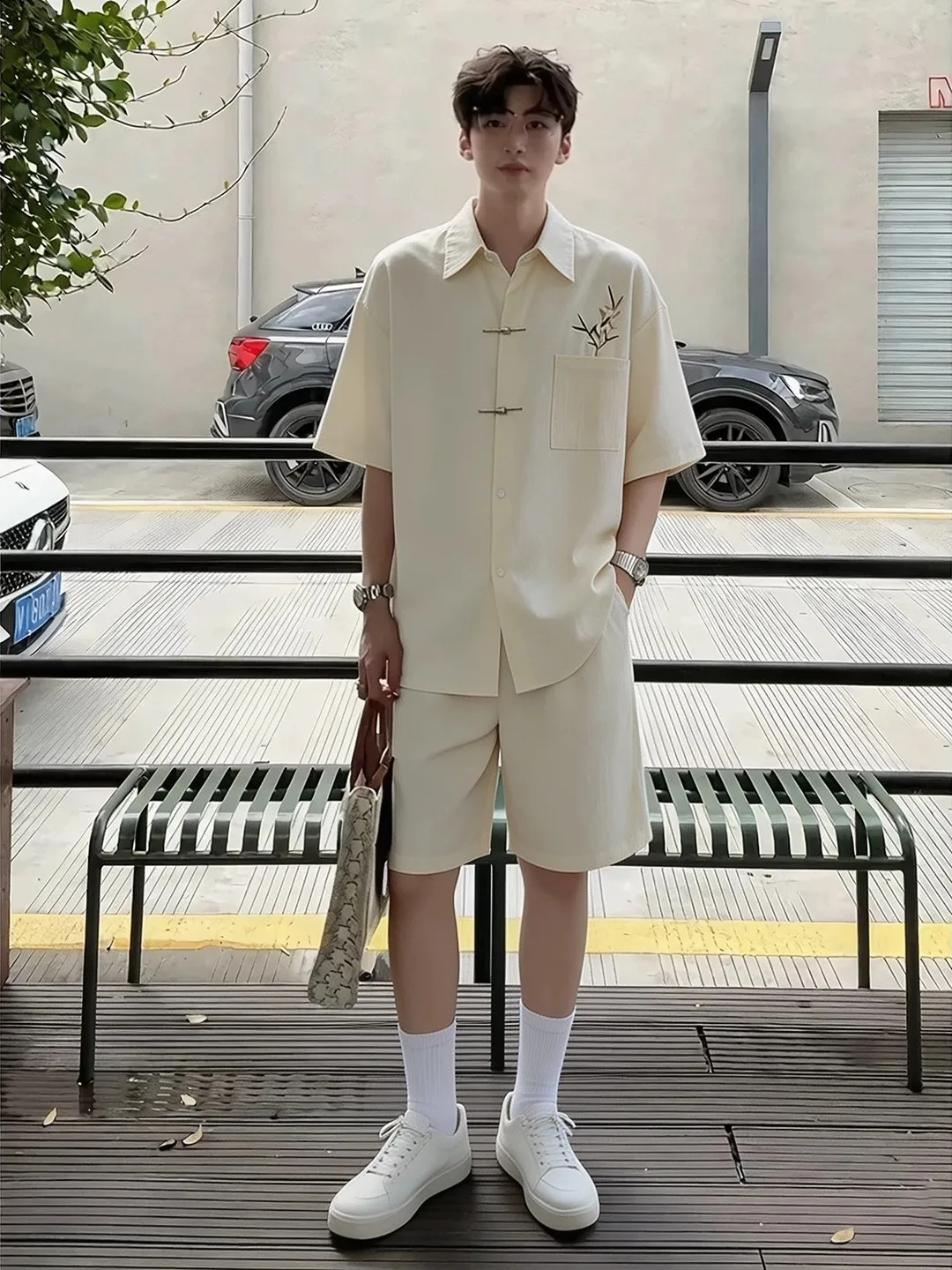 

New Chinese Style Embroidered Button Shirt Ice Silk Short Sleeve Men's Summer Fashion Set Short Pants Two-Piece Suit