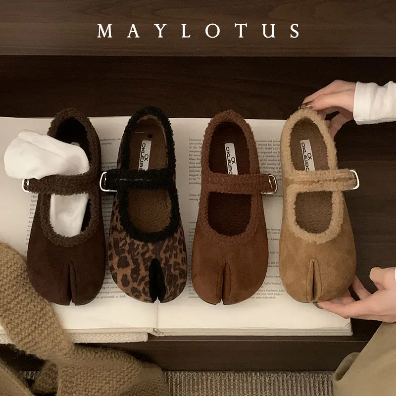 2025 امرأة من جلد الغزال شقة سبليت تو تابي أحذية الصلبة الألوان الإناث الجلد المدبوغ أحذية الباليه فستان مريح ريترو ماري جينس #1