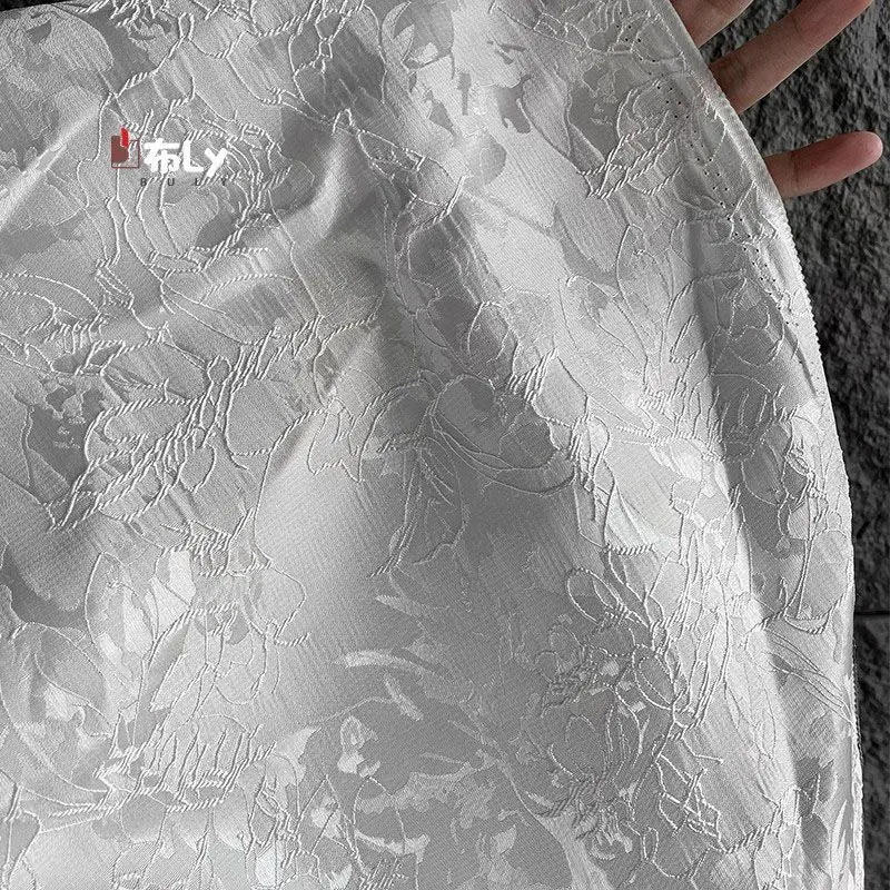 White linear plant jacquard fabric with three-dimensional texture, creative bag, suit skirt, fashion designer fabric