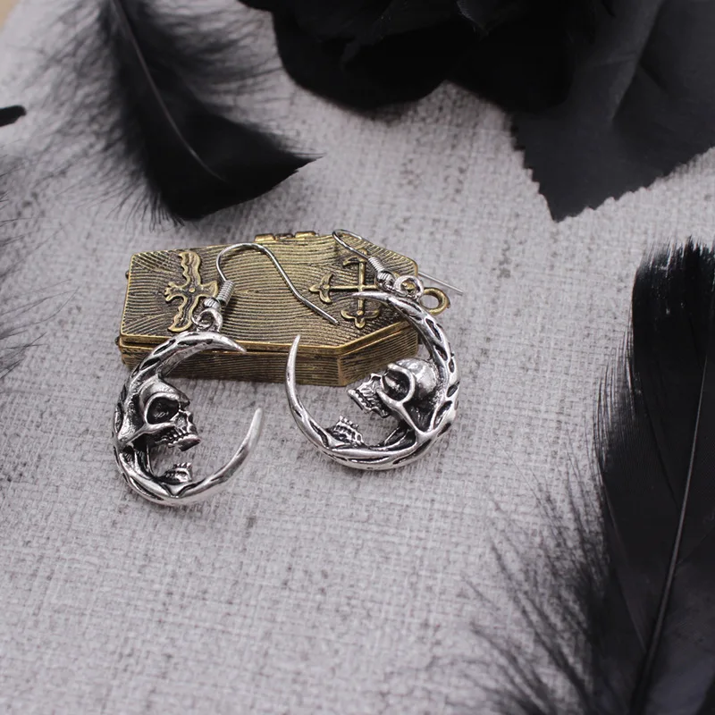 Moon Skull Dangle Earrings for Women Gothic Dark Vintage Personality Trend Earing Ear Hook Goth Jewelry VGE197 image 4