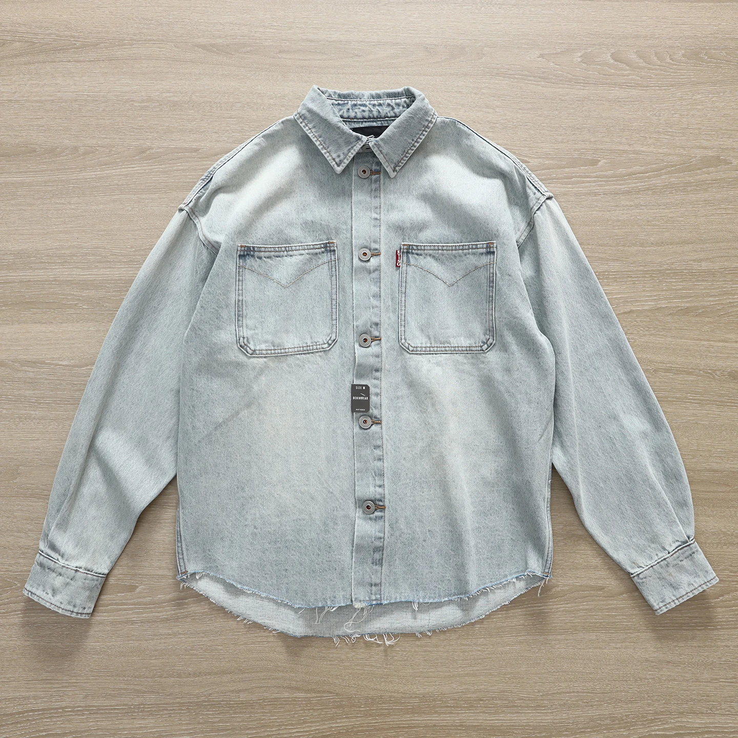 

Светло-голубая джинсовая рубашка в стиле ретро, осенняя новая слегка свободная повседневная куртка, мужская модная перезамытая рабочая одежда, топ