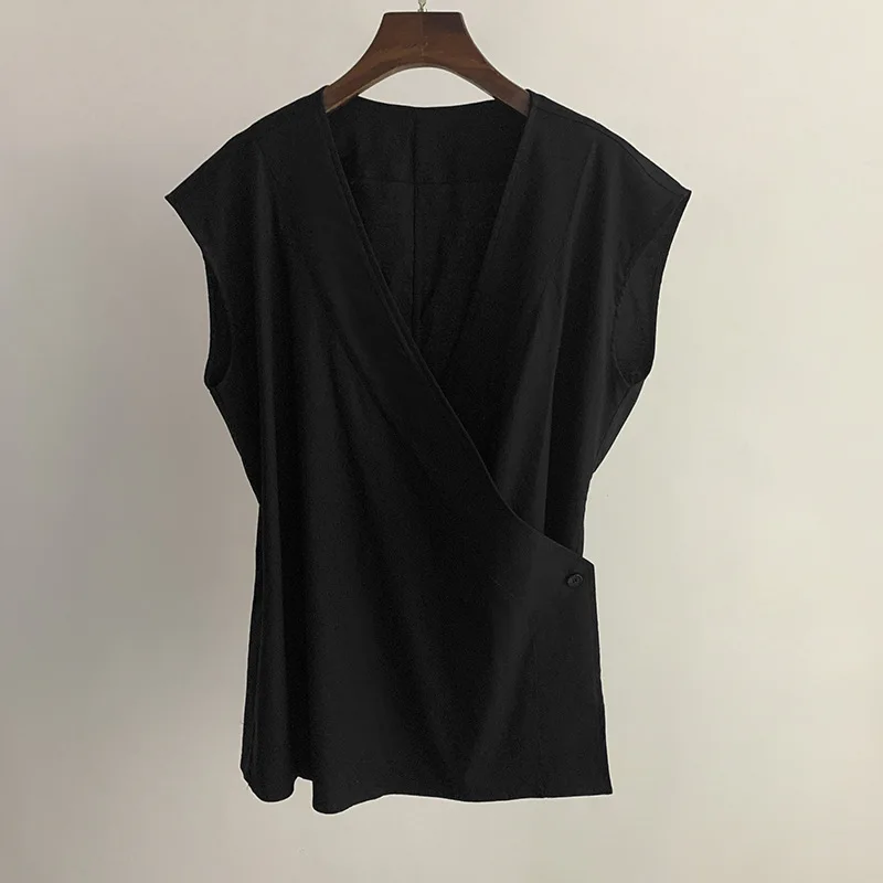 Top sem mangas de linho com botões cruzados e gola inclinada estilo chinês com colete com decote em V