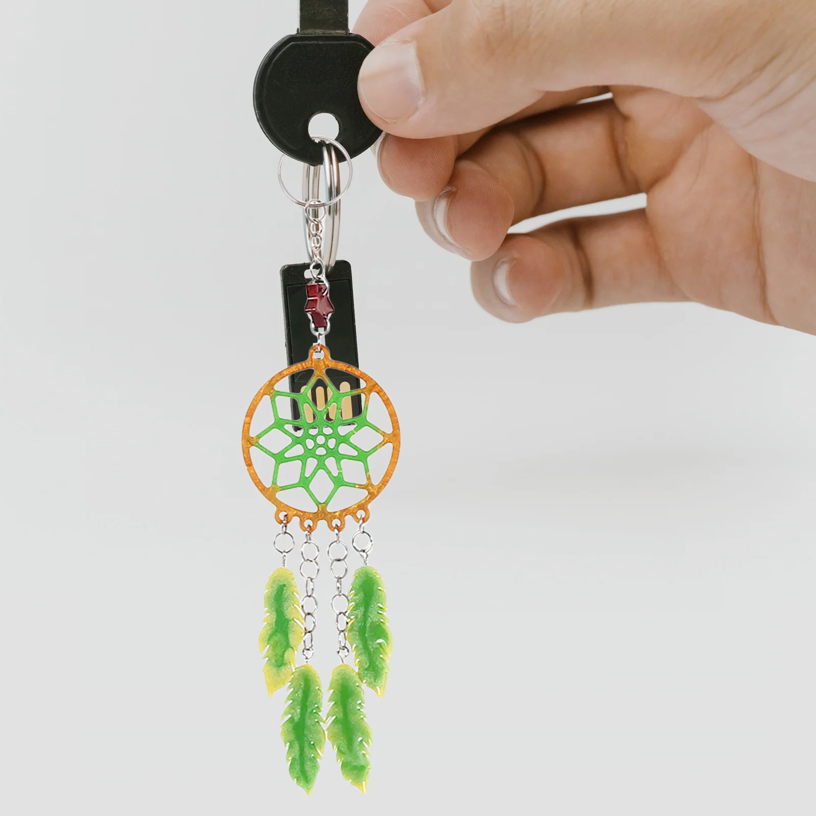 

2Pcs Silicone Dream Catcher Mold for DIY Keychain Pendant Crafting Heat Resistant Flexible Mold for Glitter and Dried Flower