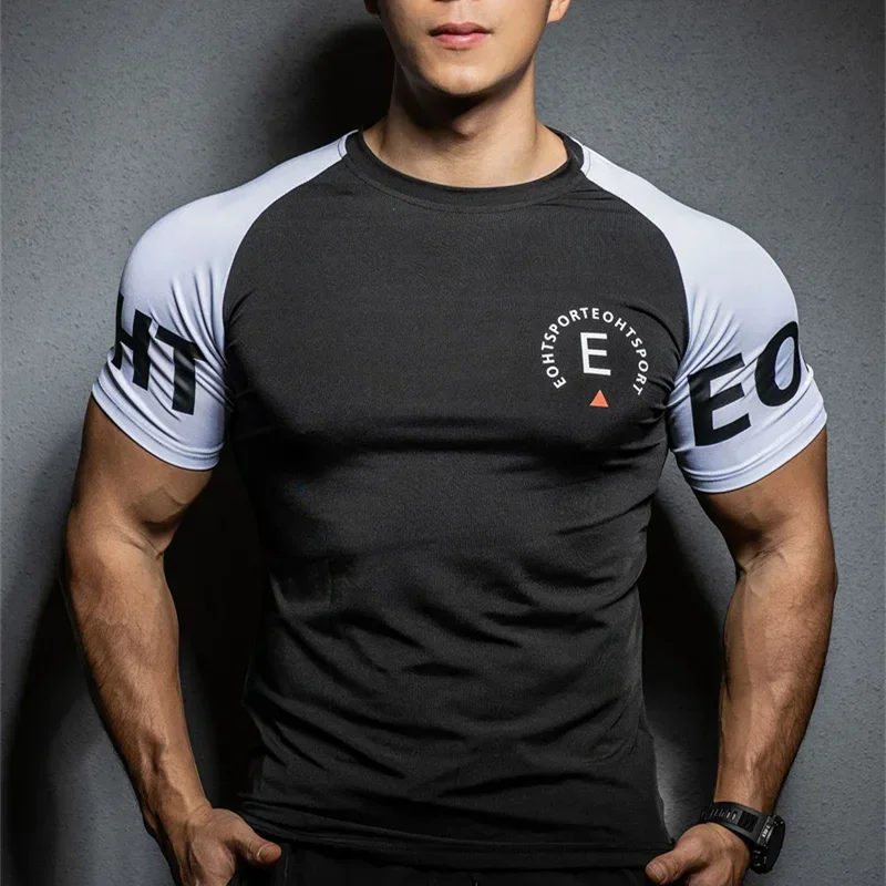 Summer New Men's Sports T-shirt Running Gym tops Exercise Slim Fit Elastic Quick Dry Short sleeved fitness T-shirt men clothing