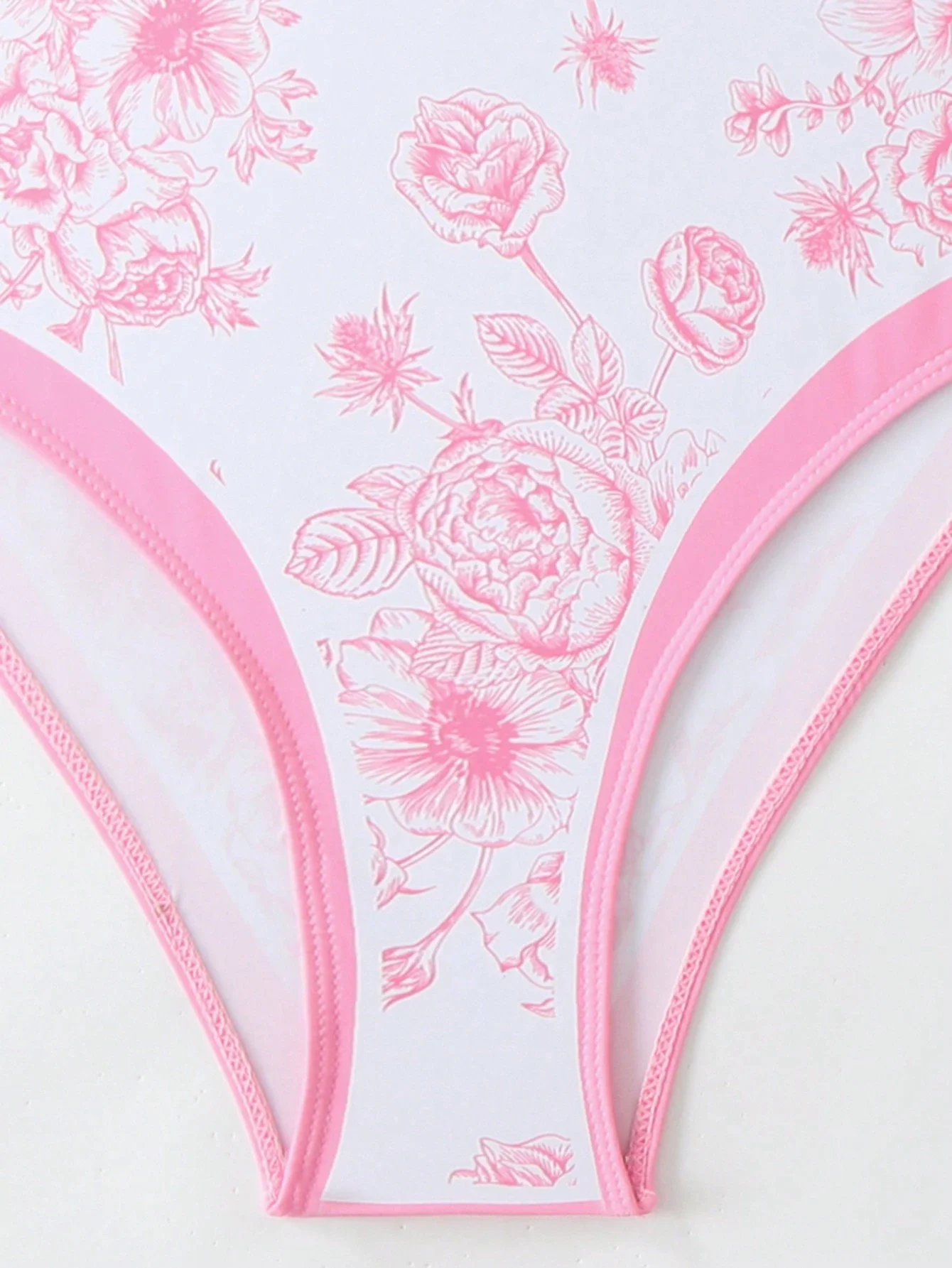 

Элегантный розовый слитный купальник с цветочным принтом, корректирующий фигуру, и юбка-накидка для летнего пляжного отдыха и спа-процедур