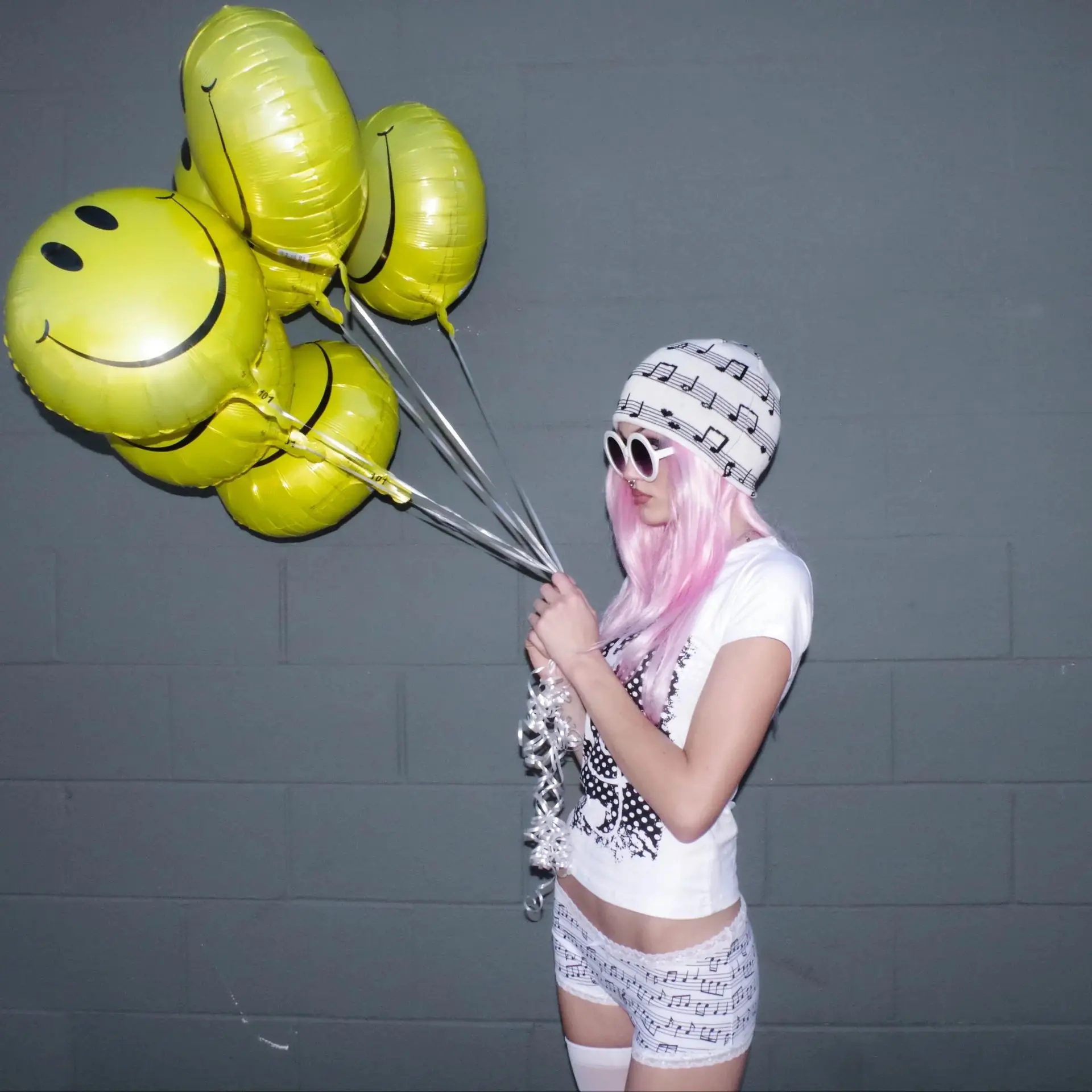 2025 Autunno Inverno Y2K Harajuku Estetica nella sottocultura punk rock Moda Musica Modello Streetwea Maglia Girocollo Cappello Trendy Decor