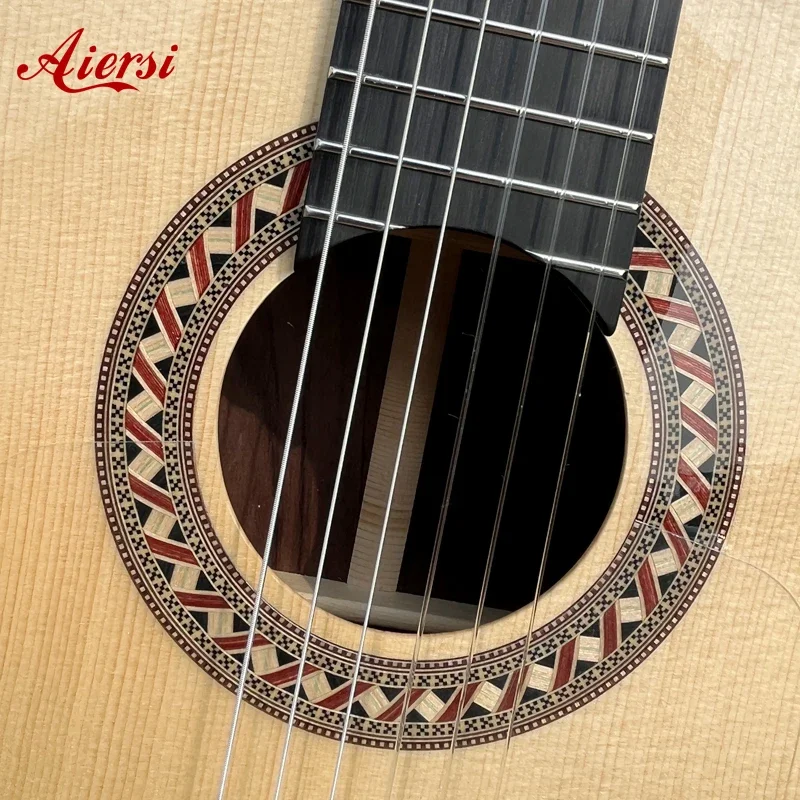 

Aiersi Handmade Classical Guitar Gloss Solid Spruce Top Vintage Acoustic Stringed Instrument for Professional Concert Player