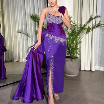 Maßgeschneiderte sexy, plissierte, paillettenbesetzte, gerade One-Shoulder-Midikleider, maßgeschneiderter Anlass, passend zu elegant