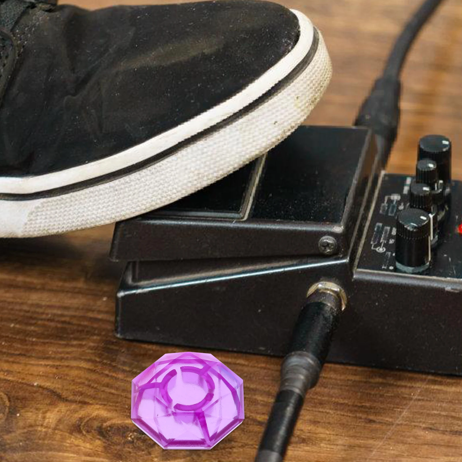 

6pcs Effects Pedal Footswitch Toppers Diamond Design Durable Colorful Guitar Accessories For Electric Guitarists Plastic Nail