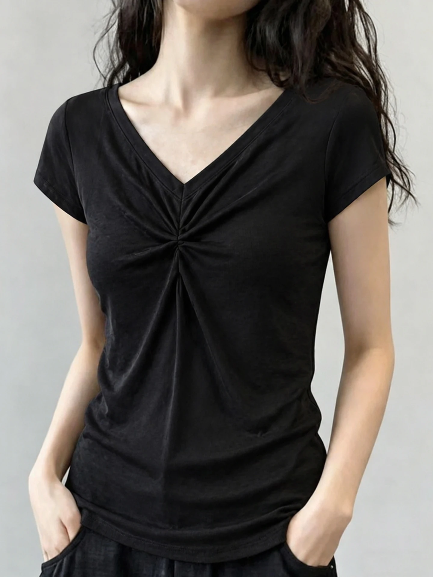 

Summer 2026 Minimalist Style Short Sleeve V-Neck T-Shirt Korean Version New Pure Color Versatile Slimming Overhead Shirt