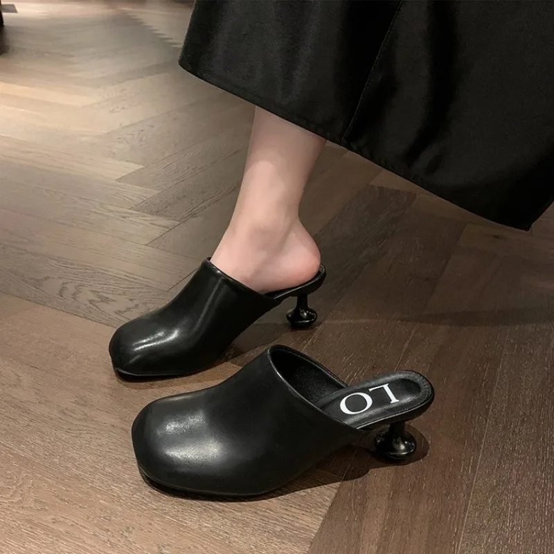Weiße Damen-Slipper mit quadratischem Kopf, Baotou-Stil, strukturiert, elegant, für Pendler, lässig, schlicht, klassischer Look, Weinglasabsatz, Neu 35-42 – Detail 6