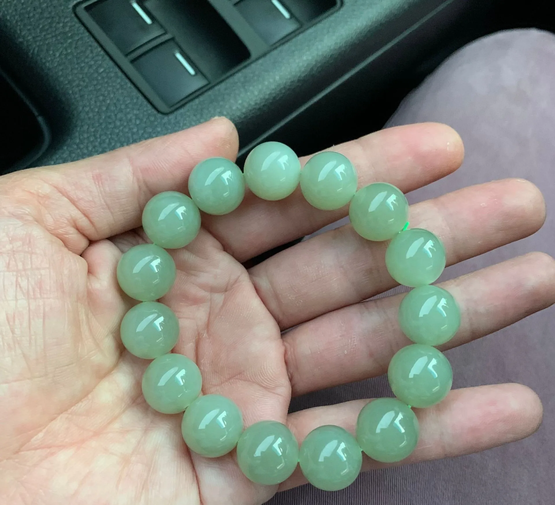 

Qingshui old material, elegant color, even density, fine jade, perfect natural Hotan Jade bracelet, 12mm