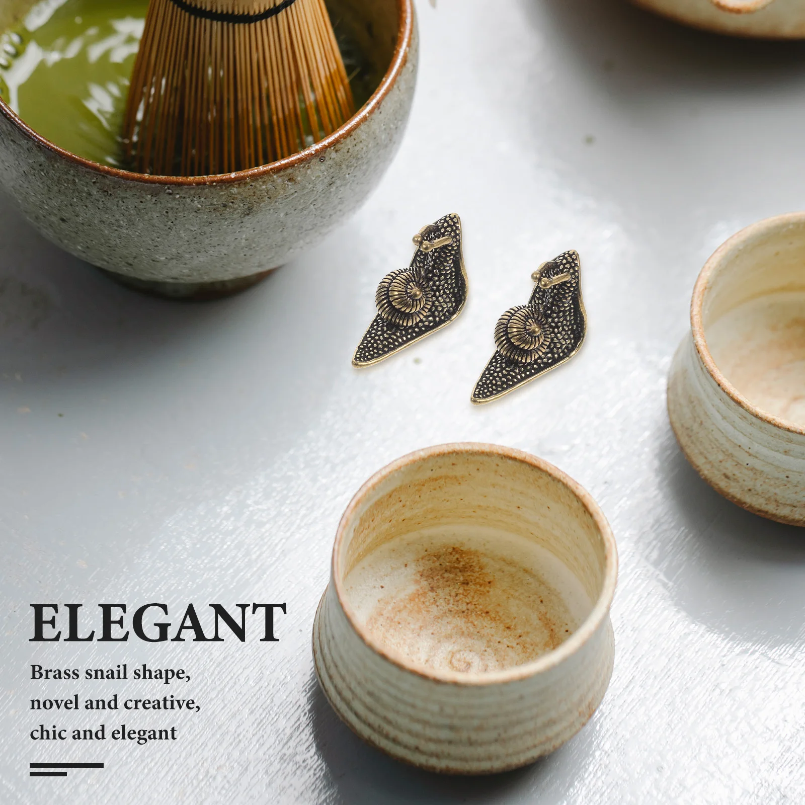 

2Pcs Brass Tea Pet Decoration Snail Shape Desktop Ornament Smooth Bottom Stable Placement for Living Room Study