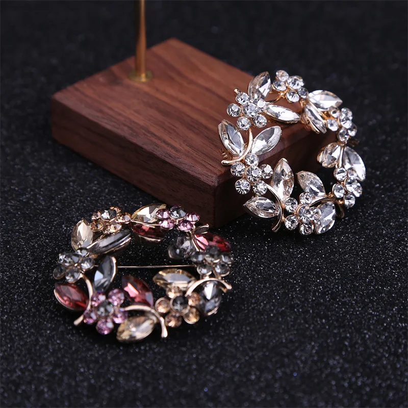 High-end exquisite leaf ring rhinestone brooch corsage collar pin pin jewelry clothing accessories