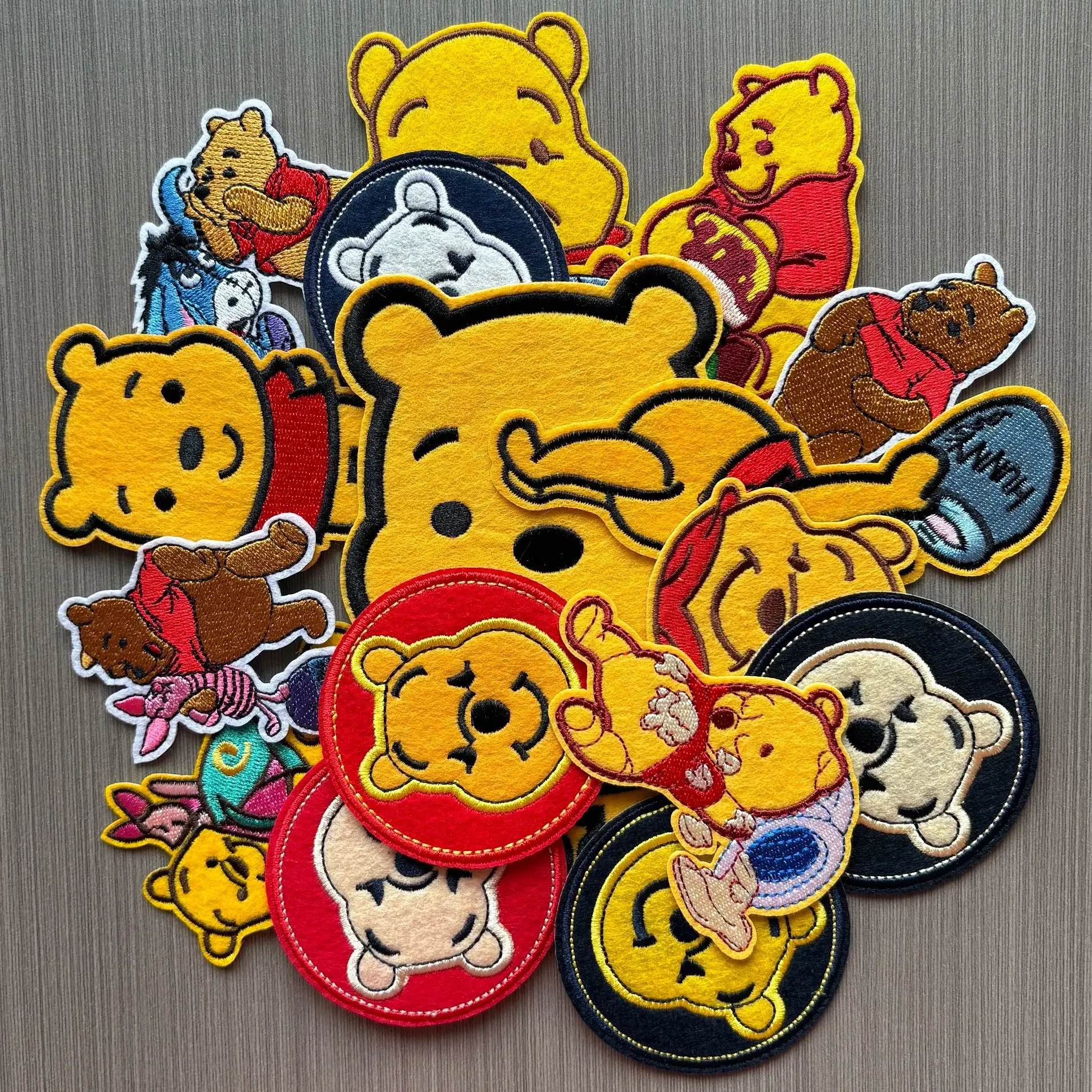 Нашивка-с-мультяшным-медведем-Диснея-Винни-Пух-вышитая-аппликация-железные-нашивки-для-джинсов-пришивные-наклейки-на-детскую-одежду
