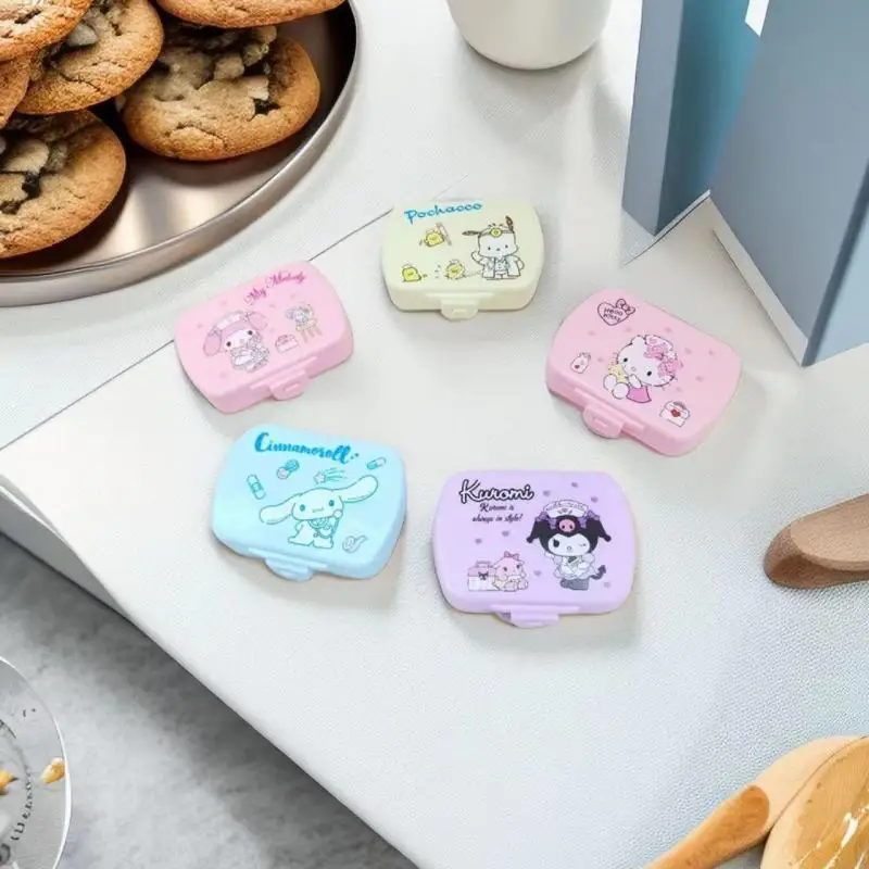 Sanrio Hello Kitty Portable Seal Up Packaging Box Storage Box Carry-On 6 Grids Mini Outdoor Carrying Jewelry Box Gifts for Girls
