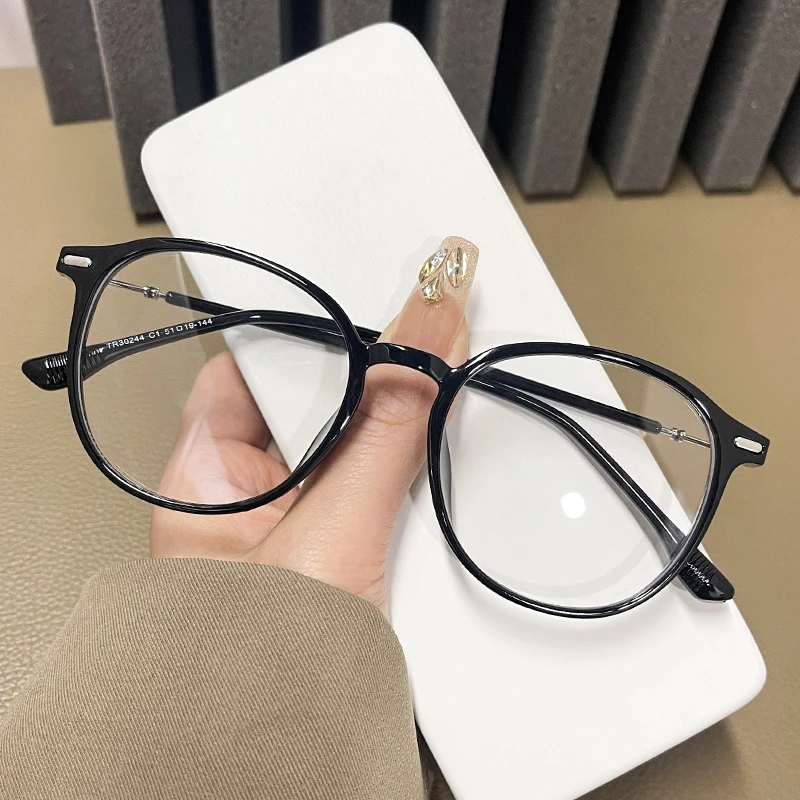 Round Shape Eye Glasses Frames Women TR90 Material Anti Blue Light Men’s Eyewear Frames Travelling Decorative Glass