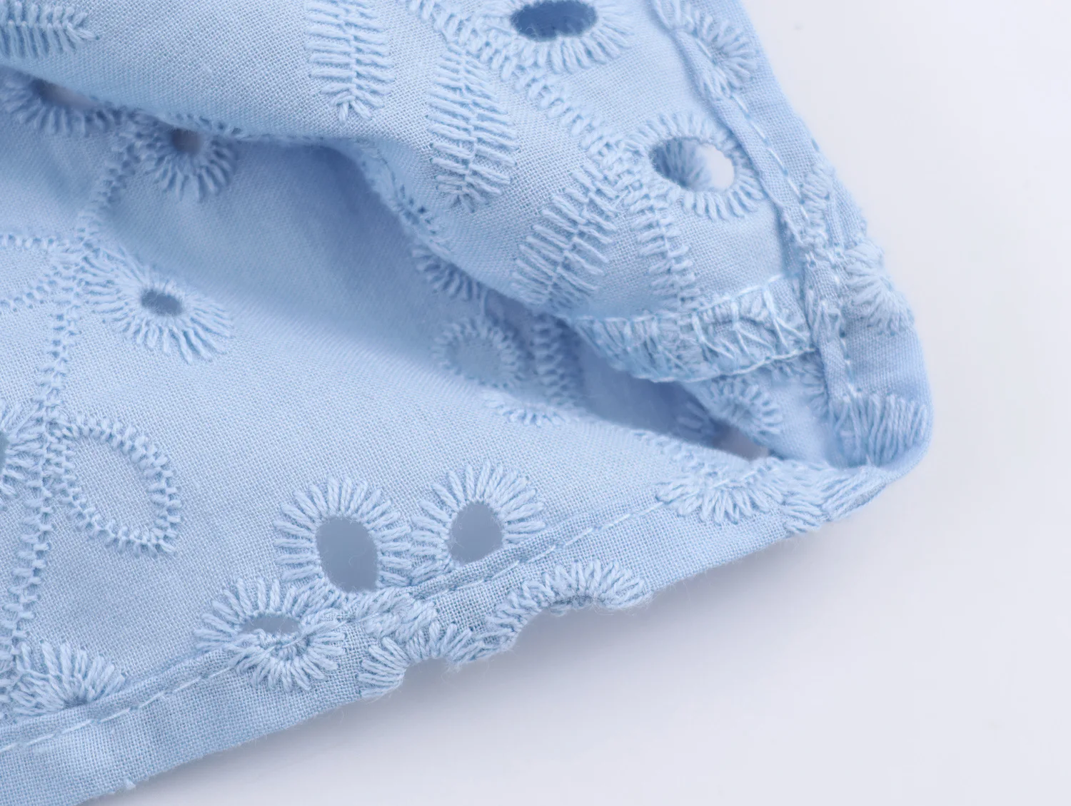 Spring Autumn Casual Hollow Out Embroidery Shirt For Women rench Country Lazy Light Blue Cotton Long-sleeved Casual Shirt Top