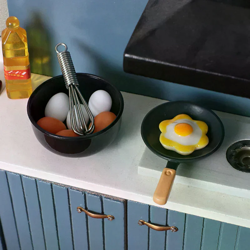 

Набор из 10 миниатюрных предметов для кукольного домика: имитация мини-миски, яйцеварки, венчика, моделей еды. Аксессуары для кукольного домика, мебель, декор.