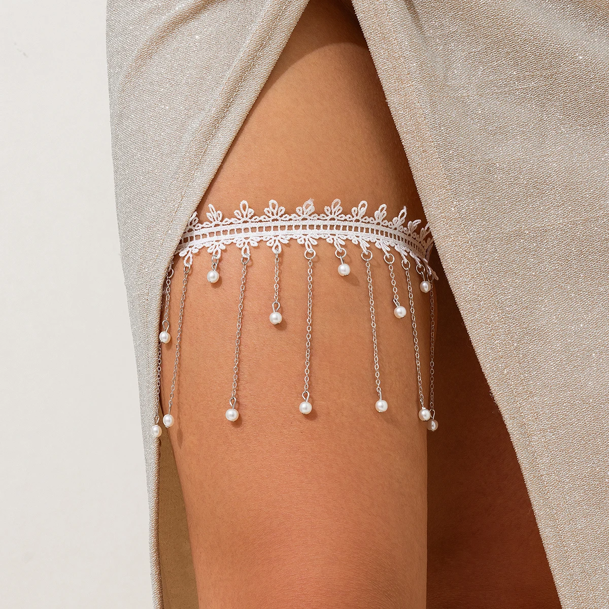 Sexy leg accessories with lace tassels, pearl leg rings, elastic and trendy thigh chains, strap accessories