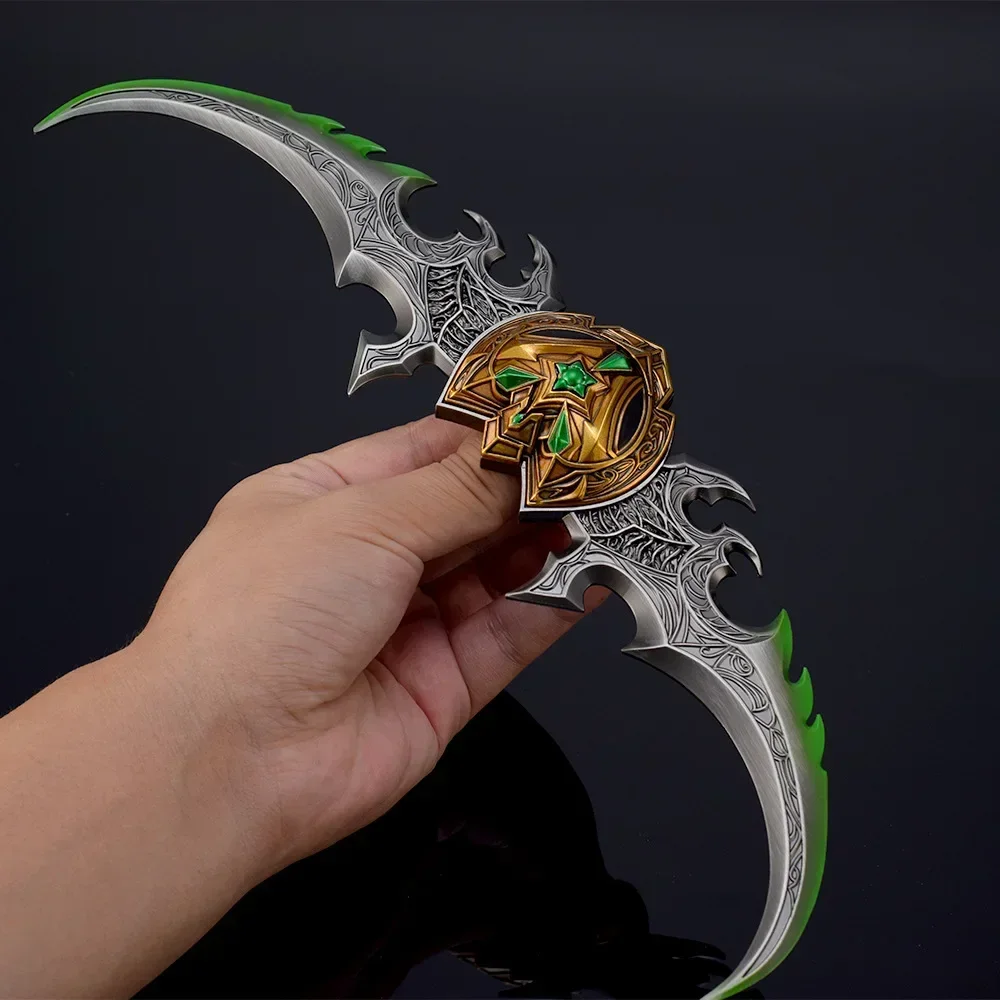 29cm World of Warcraft Weapon Warglaive of Azzinoth Illidan Azeroth 29cm Metal Anime Game Uncut Weapon Model Crafts Gift Toy