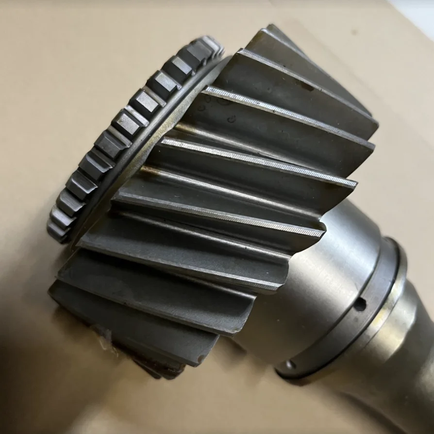 For ISUZU GIGA Truck 6WF1 MAL6U Gearbox Gear Shaft