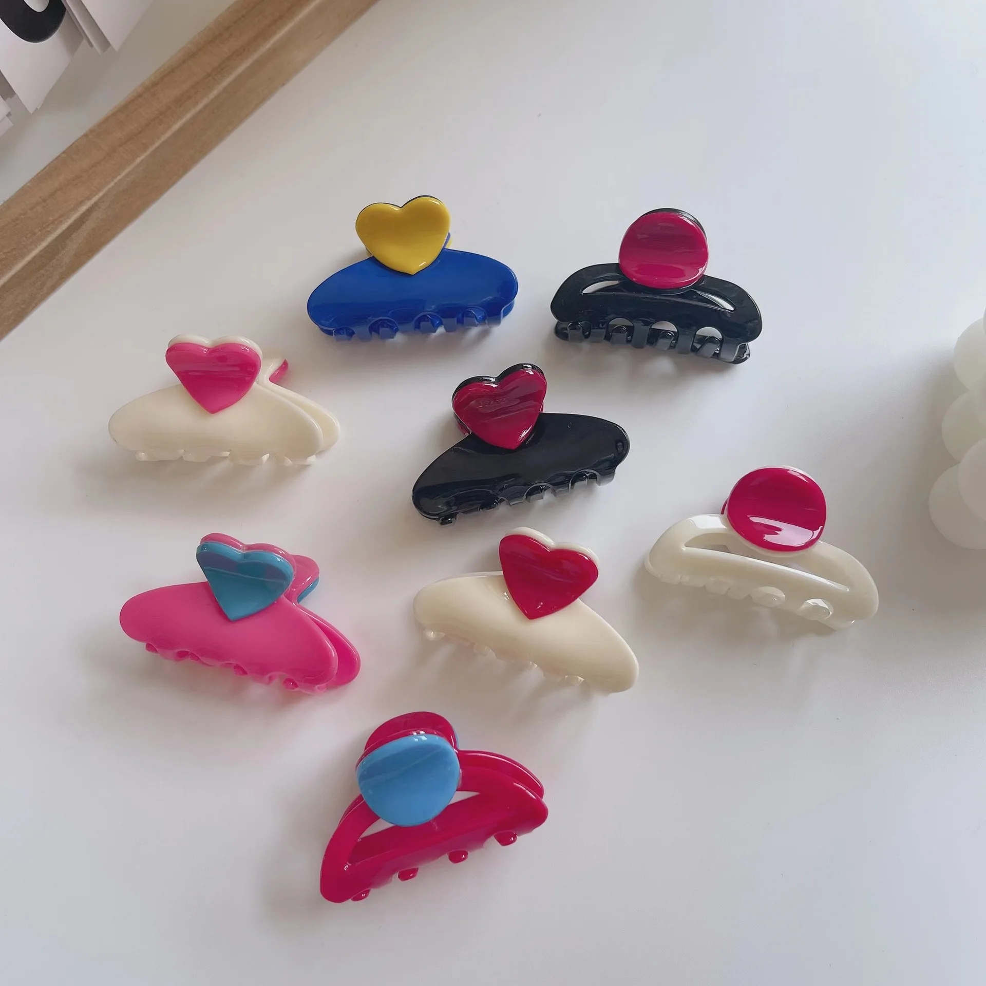 New Sweet Heart Acetate Hair Claw Clips Pink Color Hair Clip for Women Girls Hairpin Claw Crab Barrette Fashion Hair Accessories