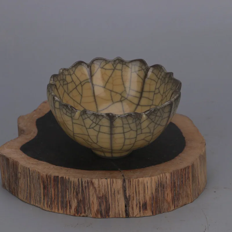 Song Dynasty Ge Ware Gold Wire Iron Thread Large Lobed Cup Replica Handmade Chinese Porcelain Home Decor Tea Cup