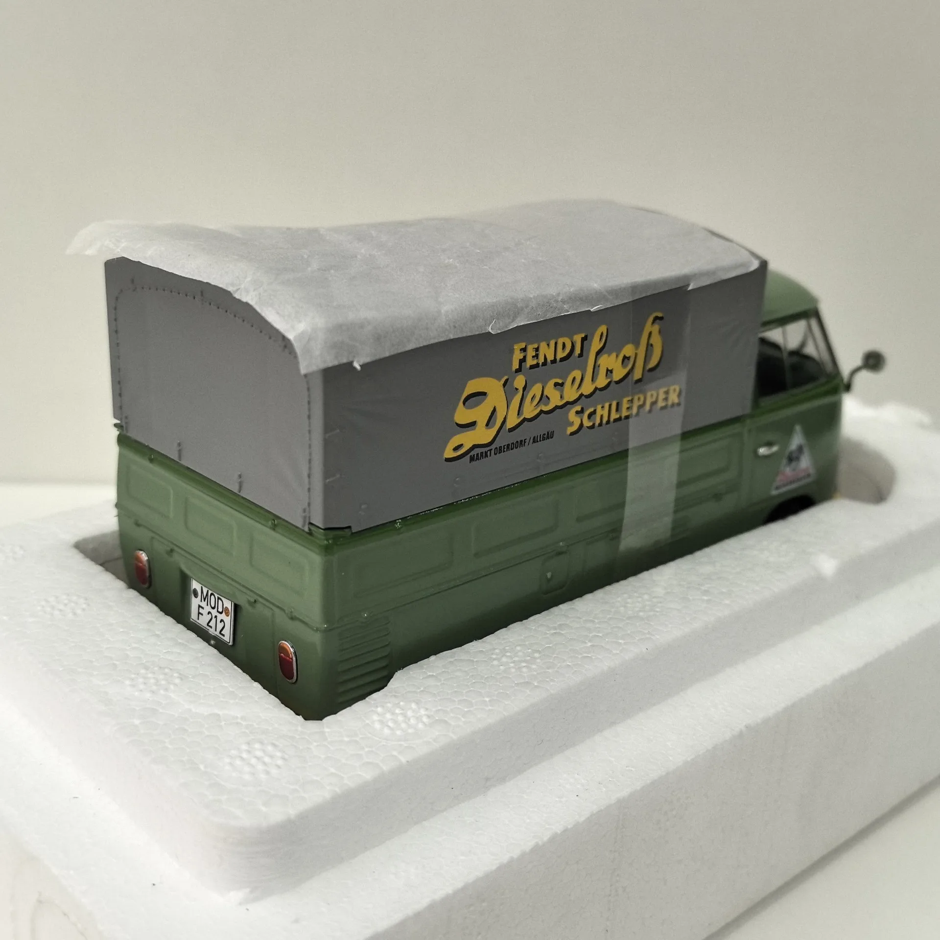 다이캐스트 슈코 1/32 스케일 VW T1B T1 VW 픽업트럭 합금 자동차 모형 수집용 장난감 선물 기념품 장식품