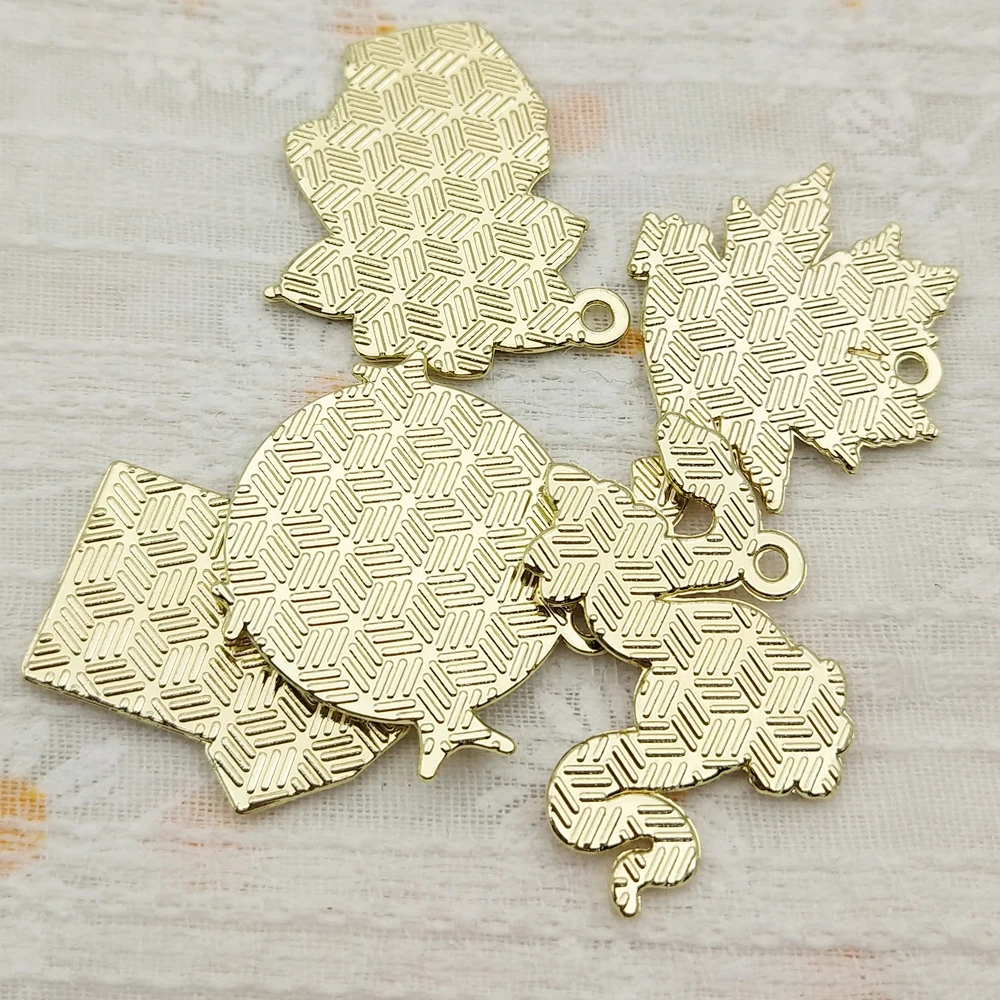 10 قطع الأفعى الكرتون سحر لصنع المجوهرات القرط الهاتف المفاتيح سوار قلادة diy الاكسسوارات سبائك معدنية مطلية بالذهب #2