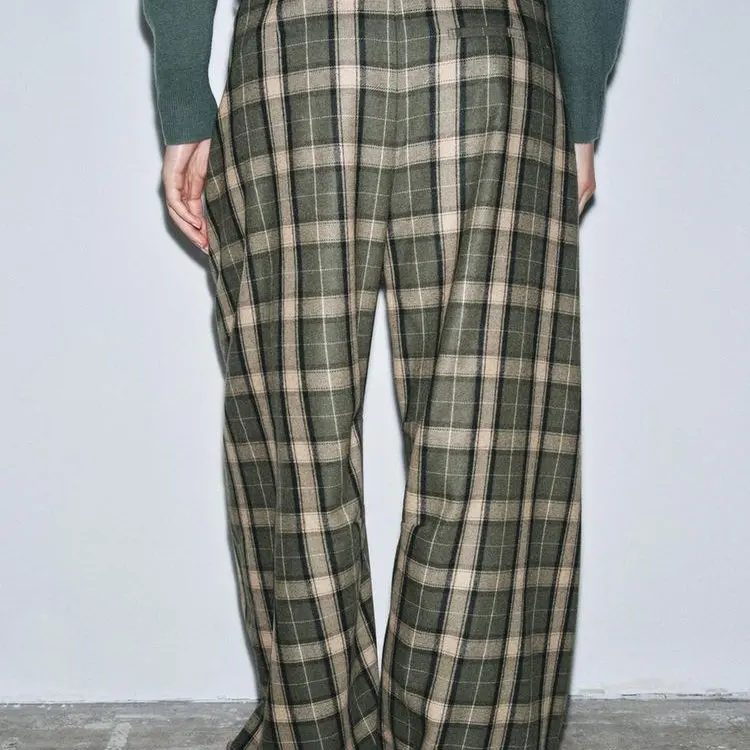 กางเกงลายสก๊อตแฟชั่นลำลองสำหรับผู้หญิง สไตล์สตรีท ทรงขาตรง เอวสูง ซิปหน้า ผลิตจากเส้นใยโพลีเอสเตอร์ ทนทาน สินค้ามาใหม่