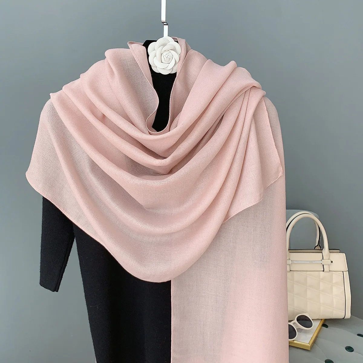 

Solid Linen Scarf Women Spring Summer Thin Long Shawl Shawl Korean Style Bohemian Neck Wrap Hijab for Air Conditioning Room