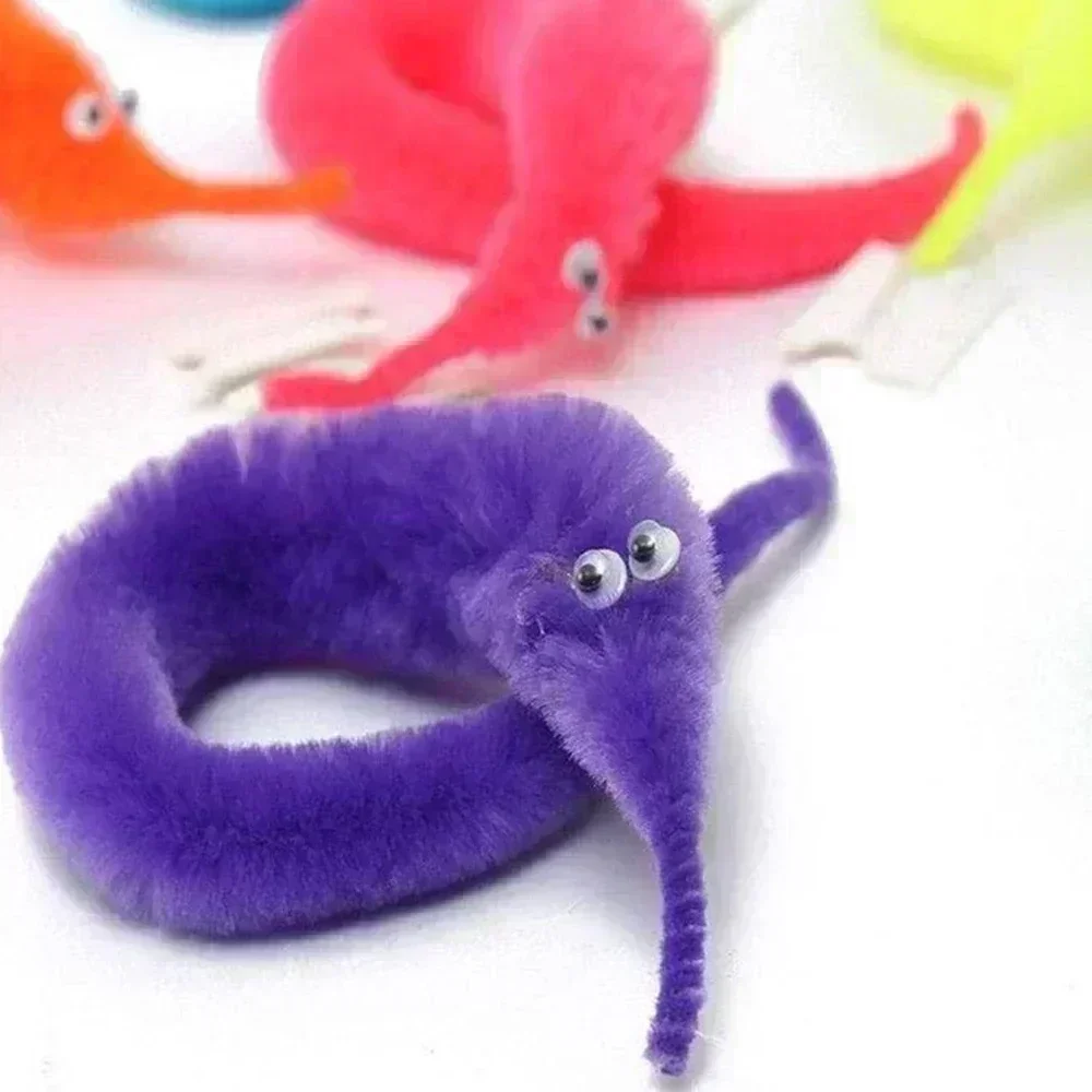 1PC Funny Worm Magic Props Toys for Children Kids Beginners Wiggly Twisty Worm with Invisible String Party Favor Games Trick Toy