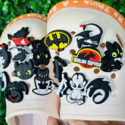 1-16pcs Cartoon Toothless PVC Shoe Charms Accessories Sandals DIY Shoes Decorations Buckle For Man Kids X-mas Gift