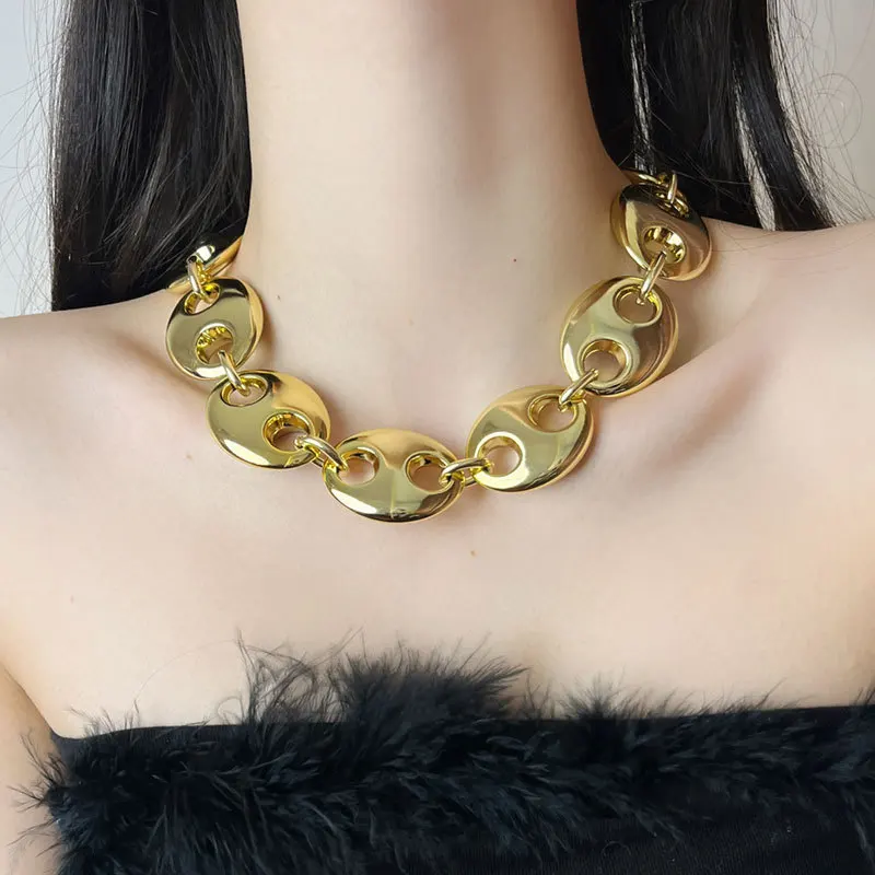 Vintage Exaggerated Thick Chain Pig Nose Necklace Hip Hop Feminine Chic Acrylic Choker Birthday Party Jewelry Accessory