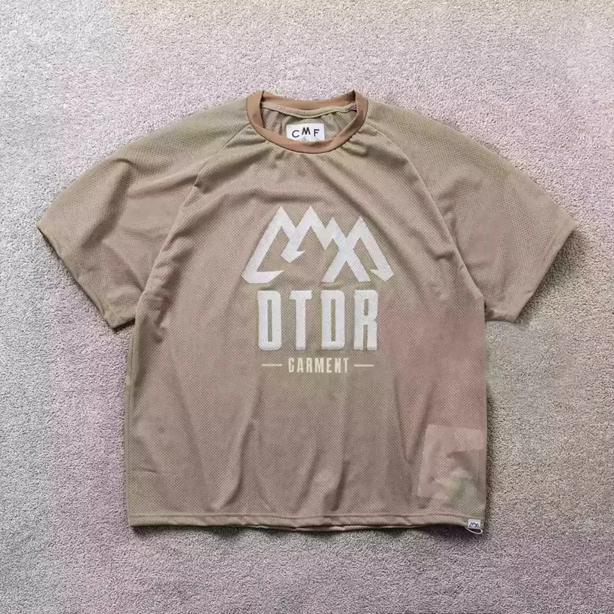 COMFY Outdoor Quick Drying Water Absorbing Anti Wrinkle Lightweight Breathable Mesh Design Short Sleeve T-shirt