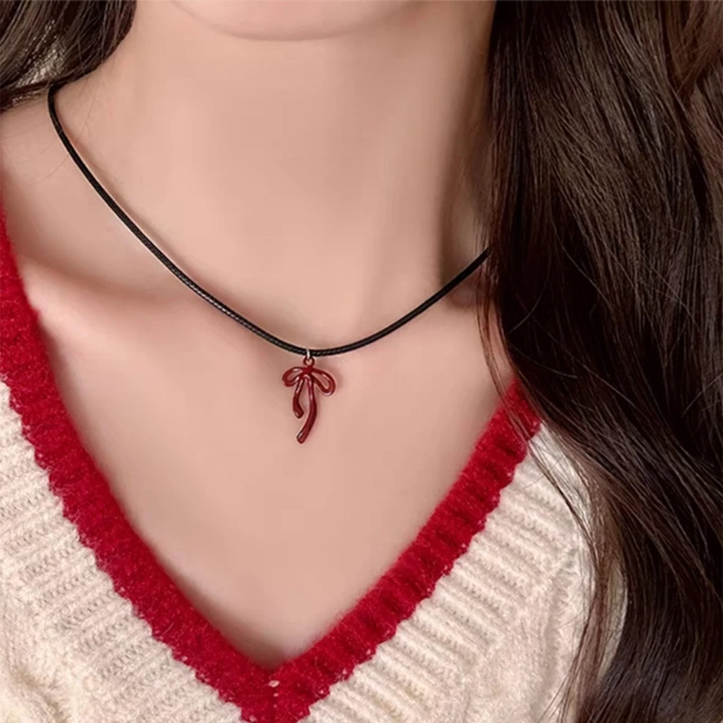 

Stylish Sweater Chain Adjustable Bowknot Pendant Necklace for Various Neck Sizes