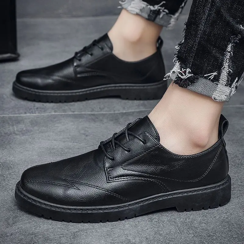 New 2026 Summer Men Low Top Boots British Style Casual Formal Leather Shoes Fashion Business Dress Footwear Breathable