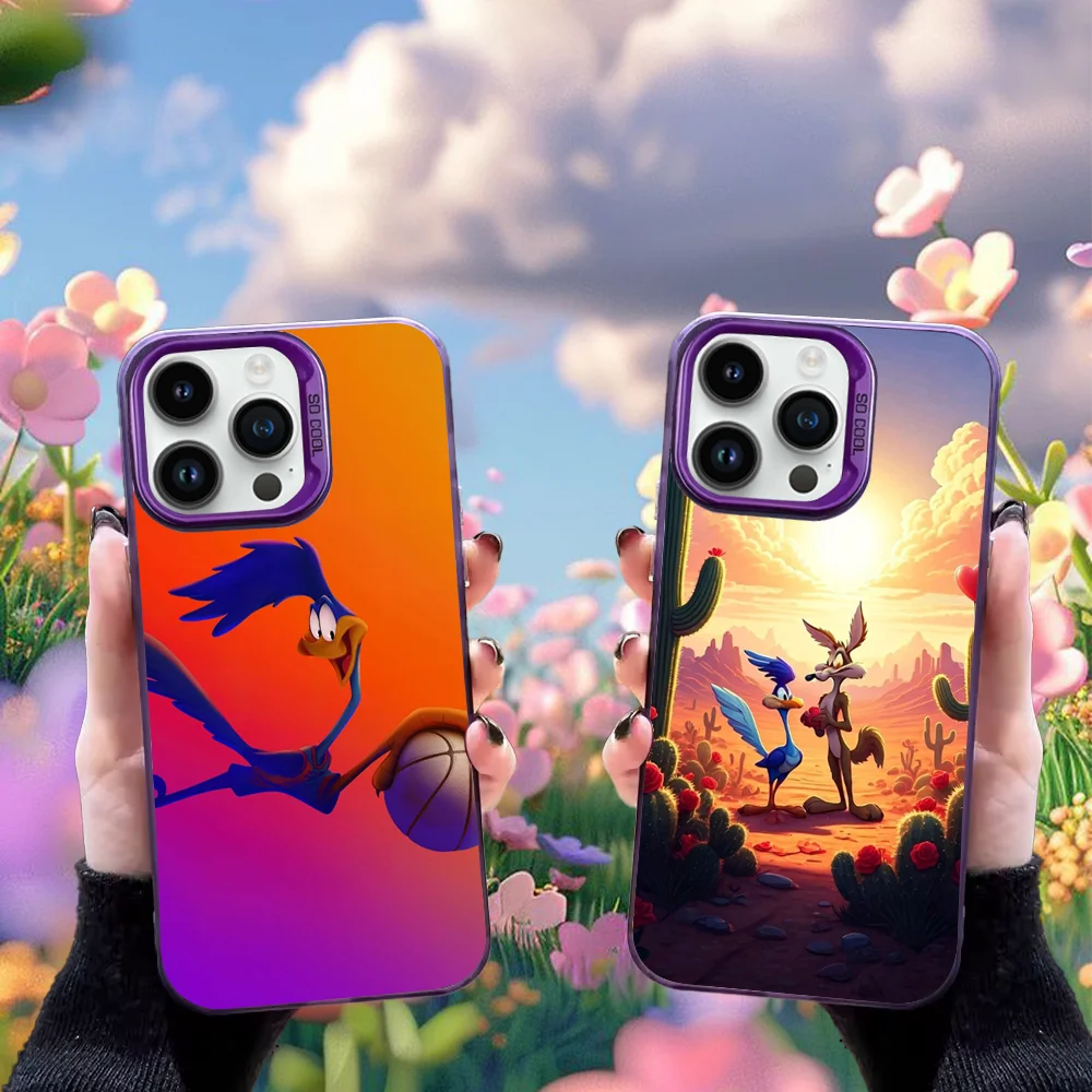 

Road Runner W-Willy C-Coyote Phone Case For iPhone 16,15,14,13,12,11,Mini,Pro,SE,MAX Purple Matte Silicone Cover