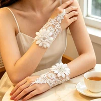Summer Hollow Lace Short Hook Finger Gloves Pearl Flower Transparent Bridal Gloves Wedding Dress Etiquette Gloves 4