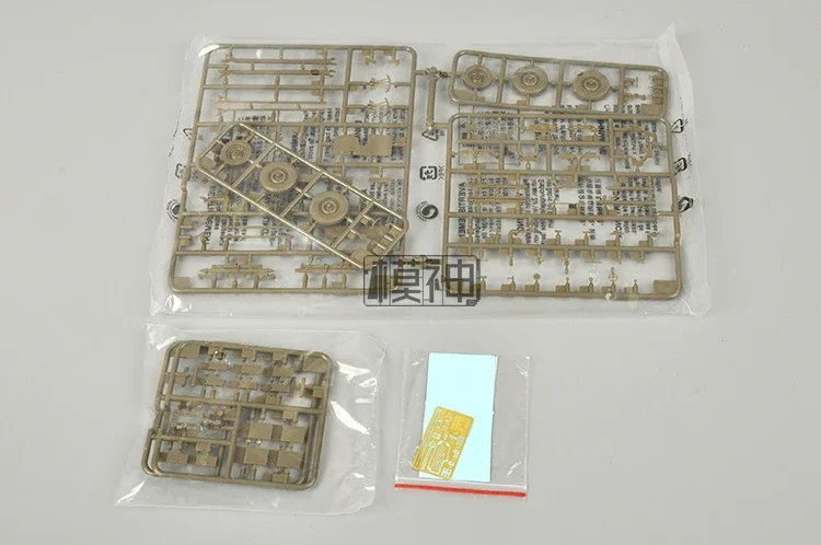 1/35 アメリカ陸軍第二次世界大戦 M3A1 37 ミリメートル対戦車砲軍事組み立てモデル大砲 CB35147