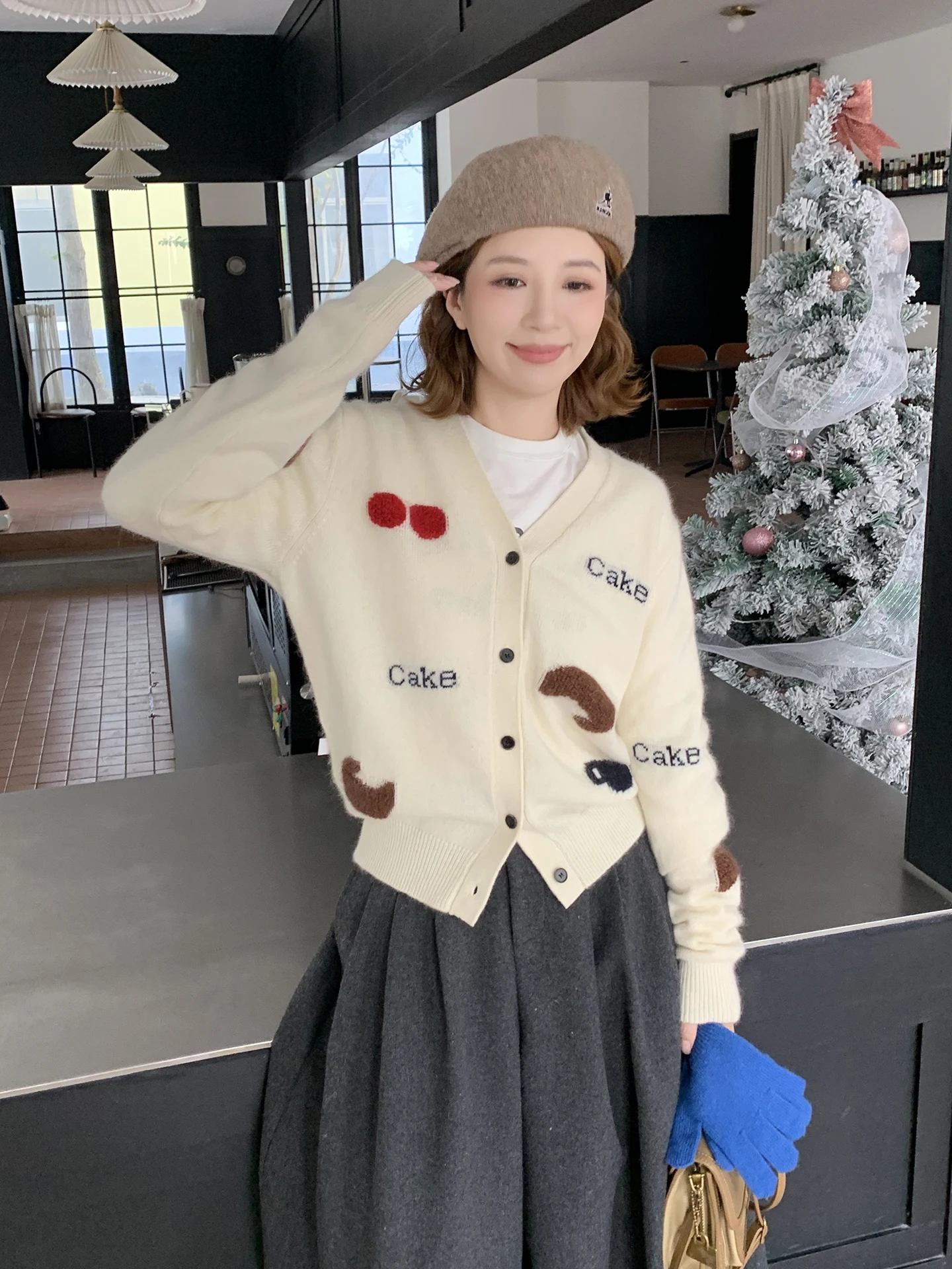 

ELINSU Cartoon Letter Pattern V-Ne Knitted Open Cardigan Women's Anti-Aging Slimming Autumn Winter Sweater Jaet