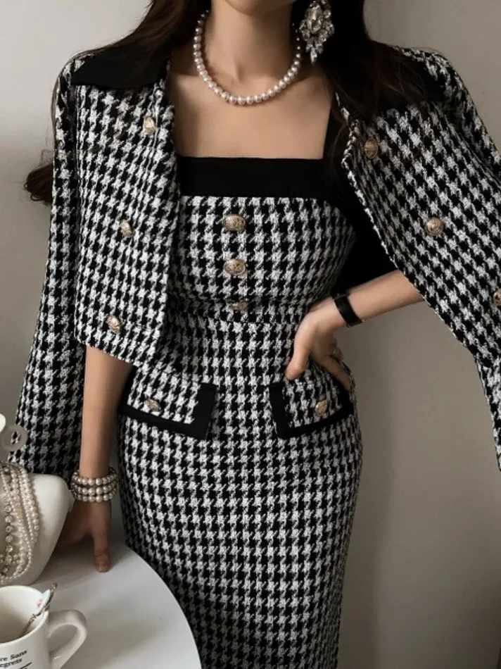 

Chic ort Coat And Plaid Skirt Set for Women Vintage Sle Faionable And Slimming Perfect for Autumn Season