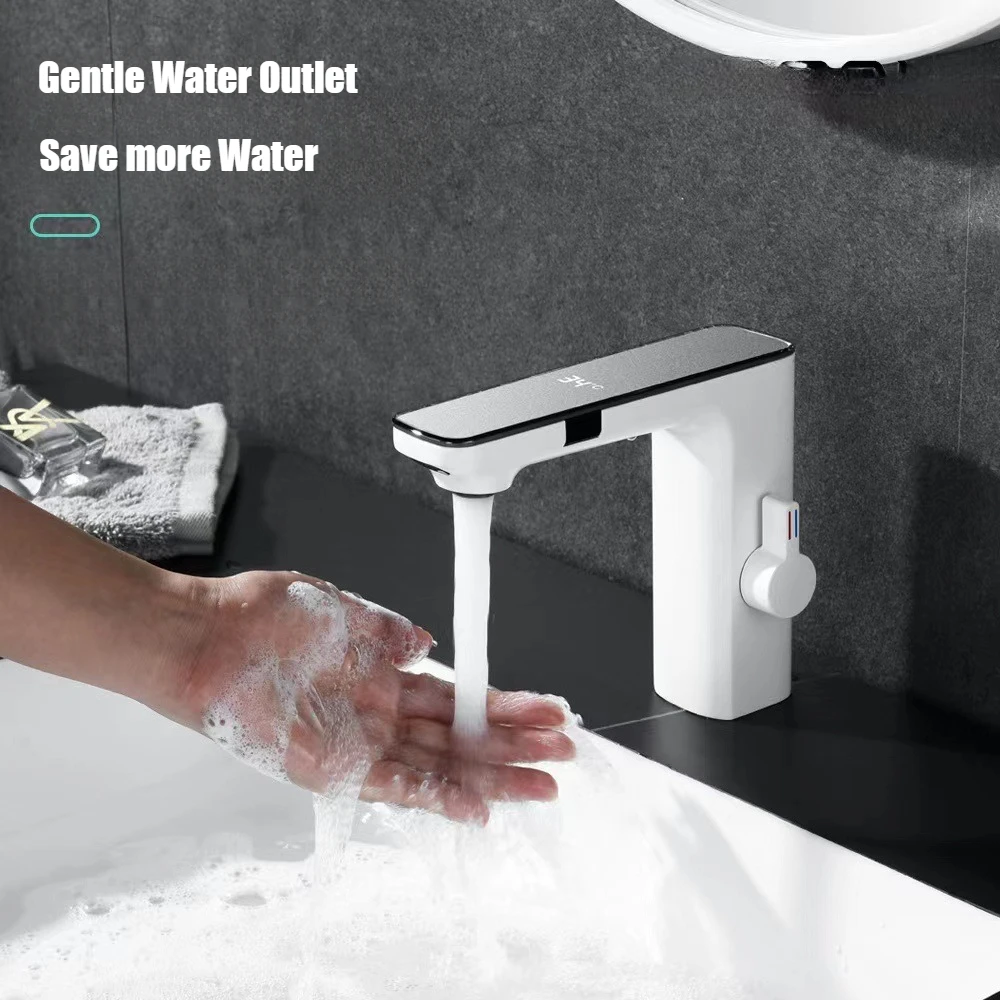 Grifo de lavabo con Sensor, mezclador de agua fría y caliente, de latón, con pantalla Digital inteligente, con batería